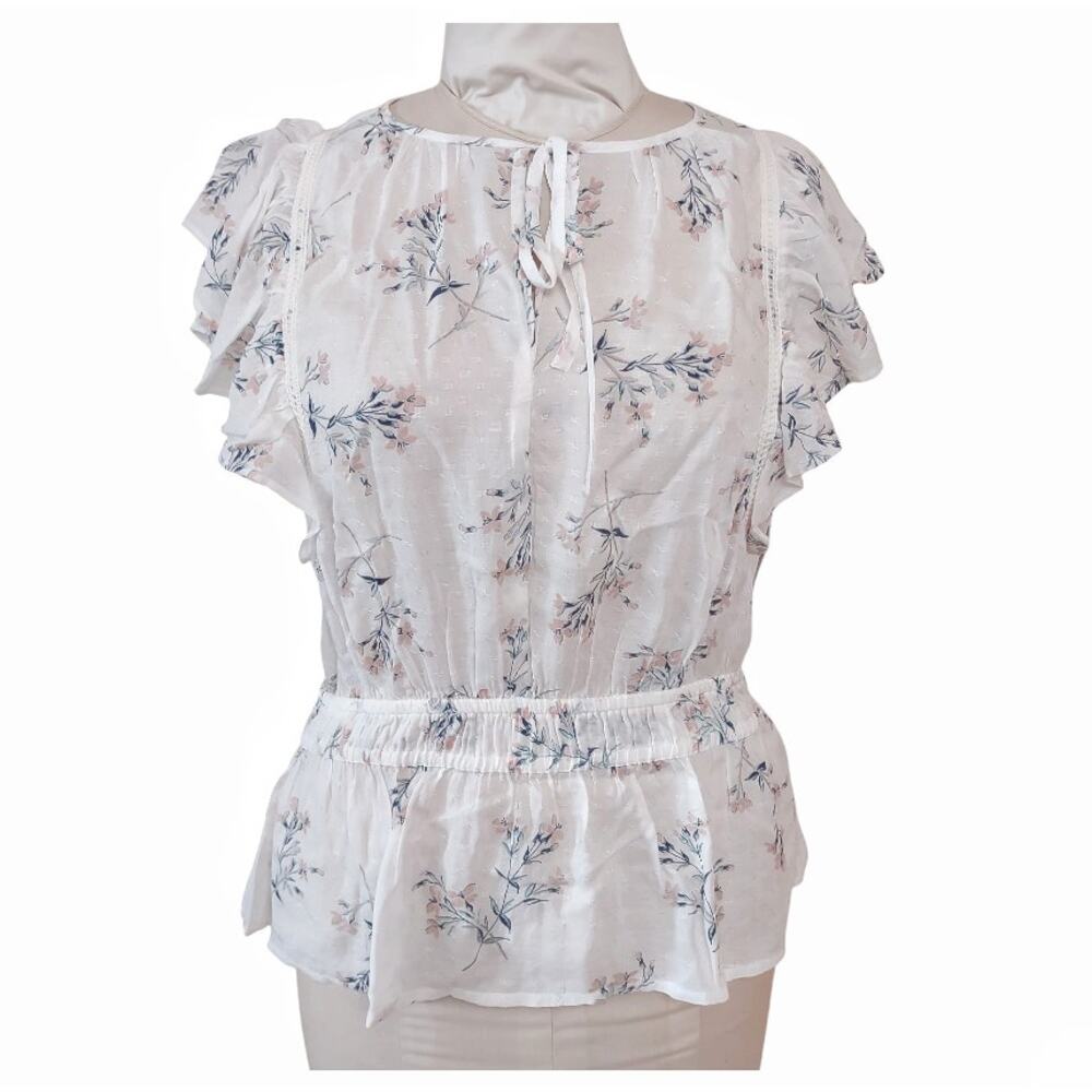 Lucky Brand White Blouse Junior Size M Ruffles Lace Feminine Delicate Casual